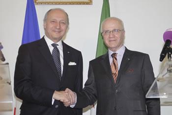 Entre angélisme et realpolitik                                    REFONDATION DES RELATIONS ALGERO-FRANÇAISES