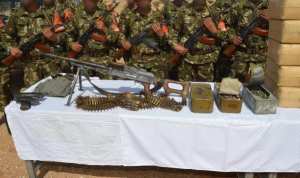 توقيف ثلاث تُجار مُخدرات   مُسلحين   بتندوف !