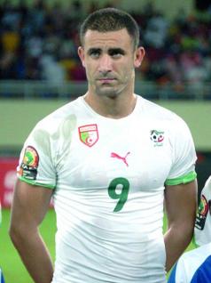 باري يريد التخلص من غزال بأي ثمن                                    بلاكبورن الإنجليزي يدخل السباق لضمه