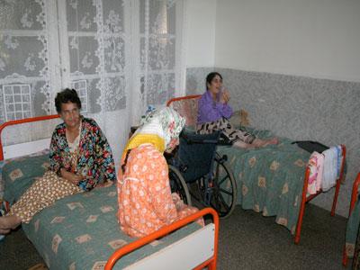 Images pitoyables des victimes de l'ingratitude filiale                                    Centre des personnes âgées de Dely Brahim