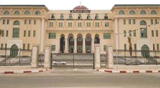 Des peines de prison pour un conflit familial