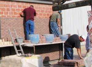 الإفلاس يُهدد مقاولات مشرفة على مشاريع السكن بالأغواط