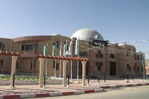 سكان دائرة جامعة بالوادي يتشكون من التعثر التنموي