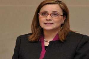 مسلم توزع 5 حافلات للنقل المدرسي على بلديات جيجل