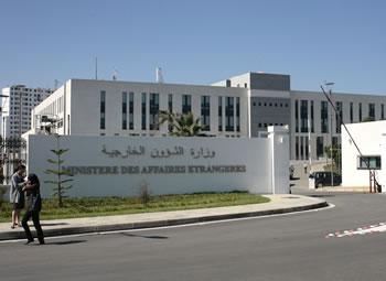 «L'Algérie prône la solution politique au Mali»                                    AMAR BELANI, PORTE-PAROLE DU MAE, À L'EXPRESSION