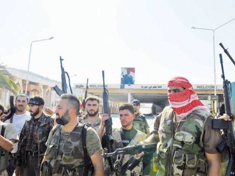 le régime de Bachar Al Assad crie vengeance et promet d'anéantir la rébellion                                    L'armée syrienne a lancé une contre-offensive à Damas et à Alep