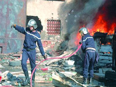 12 locaux commerciaux et 38 étals partis en fumée juste avant le F'tour                                    Incendie au tunnel du 1er Novembre vendredi à Constantine