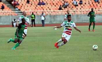 Les Vert et Rouge sur le fil