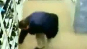 لصوص الأحذية يسرقون الخشوع من المصلين في مساجد الشلف