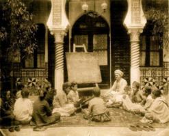 خمسون عاما من الجدال الفكري