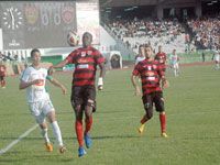 Domiciliation du MCA au temple du 5-juillet                                    Que fera la LFP pour les derbies algérois '