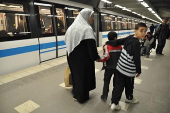 Le tram et le métro bousculent les habitudes                                    VEILLEES DU RAMADHAN