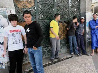 Algérie - L'emploi informel non agricole a progressé de plus de la moitié entre 2001 et 2010