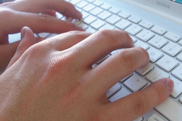 Cinq ans de prison pour avoir menacé le consulat de France à Oran