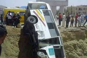 قتيل و 10 جرحى في حادث انقلاب حافلة لنقل المسافرين بالمدية