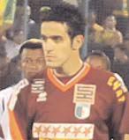 أقضي جل وقتي في قراءة القرآن والصلاة وطبقي المفضّل الحميص بالفلفل                                    مليك عسلة ل