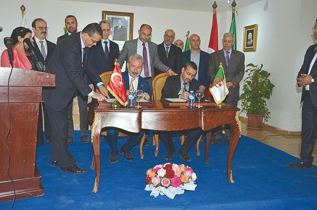 Les Turcs financent la restauration des deux monuments