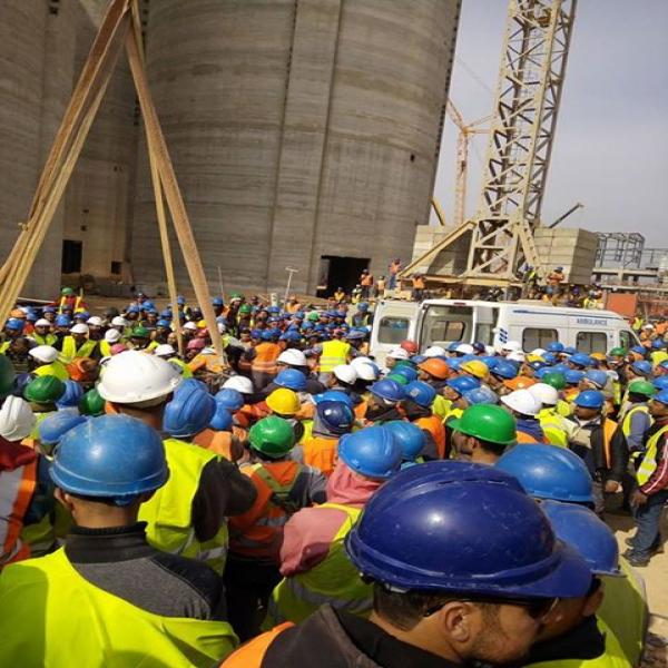 Plusieurs blessés dans la chute d'une grue dans une cimenterie à Chlef (Actualisé)