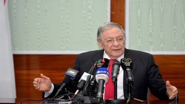 ولد عباس يصرح من تيارت