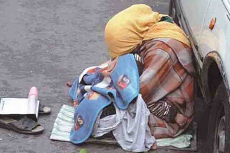 التسول بشوارع سعيدة وسيلة للكسب السريع