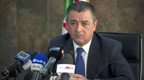 Abdesselam Bouchouareb sur la production de ciment