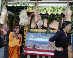 مواطنون يصطادون الخنزير البري ويبيعونه سرا بأسواق العاصمة وتيزي وزو وبومرداس والبليدة