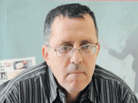 «Le classement secret-défense devient une affaire clanique et politique»