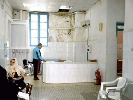 Les habitants de la cité menacent de fermer la structure