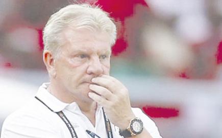 بول بوت لم يتحمل الخسارة أمام المدية ويفتح النار على لاعبيه