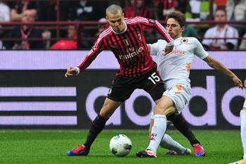 Mesbah gagne la confiance d'Allegri                                    AC MILAN