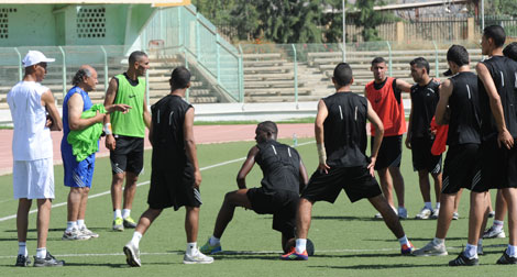 إصابة زاوش وعلي حاجي تخلط أوراق الشلفاوة