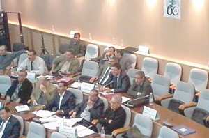 Les  dissensions internes  ont plané sur les travaux