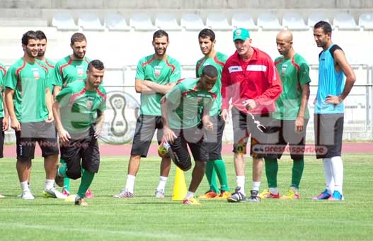 MCA : Faute de terrain gazonné, le Mouloudia s'est rabattu sur le complexe de Dar El Beida