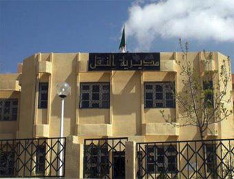 مديرية النقل بسطيف عاجزة عن إلزام الناقلين بتطبيق القانون!!                                    بعد خلفية إصرارهم على رفع التسعيرة بنسبة 50 بالمائة