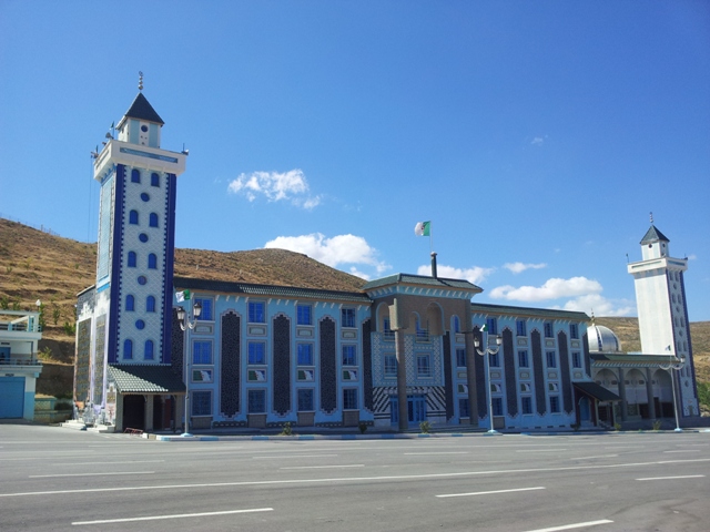 Zaouïa de Sidi H'ssen, ou la carte postale du rêve et de la réalité