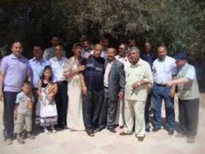 متوسطة  عبداوي  بعين الحجل في المسيلة تكرم الأساتذة المتقاعدين