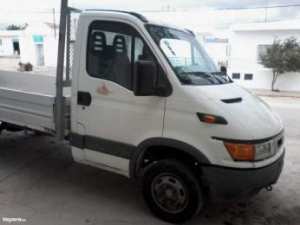 وضع حجر أساس مصنع  إيفيكو  الجزائر غدا بواد البردي في البويرة