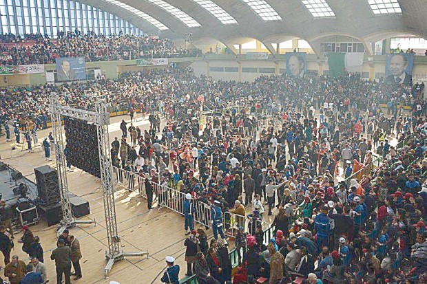 Une ambiance de vuvuzela et de karkabou