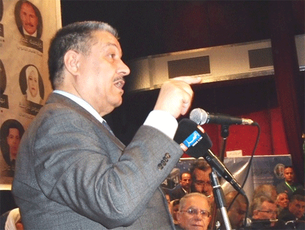 العضو القيادي بالأفلان عبد المالك بوضياف في تجمع شعبي بقالمة