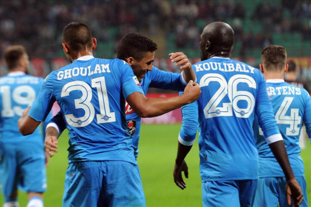 ناد إنجليزي جديد يدخل الصراع من أجل ضم نجم نابولي