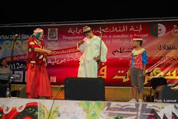 Une photocopie de l'édition précédente                                    CLÔTURE DE LA 5E EDITION DE LA «SEMAINE DU RIRE» À BEJAIA