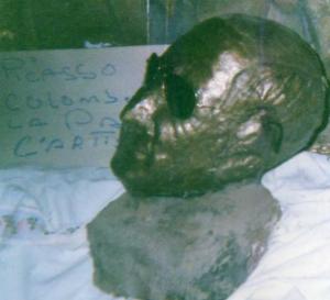 statut en bronze de picasso dans la commune de medrissa tiaret