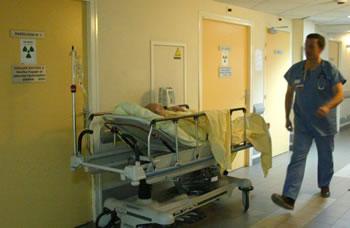 A l'hôpital comme au moulin!                                    AGRESSIONS CONTRE LE PERSONNEL MEDICAL