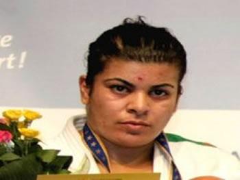 Sonia Asselah débutera demain                                    JUDO