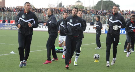 مدوار: لاعبو الشلف عاشوا الجحيم في الطائرة وفي مطار لاغوس