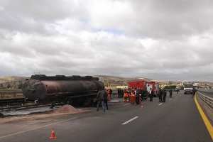 حادث مميت بعين الدفلى إثر اصطدام بين شاحنة و9 سيارات