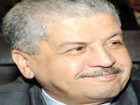 Abdelmalek Sellal à Mila                                    Mise en service d'une pompe flottante à Oued Athmania