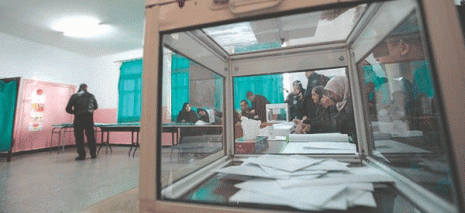 45% de participation à Oran