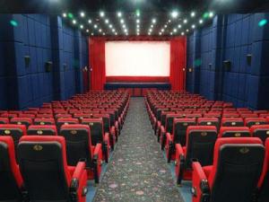 Naâma encourage l'activité cinématographique                                    Restauration de deux salles de cinéma et projets pour la relance du 7e art