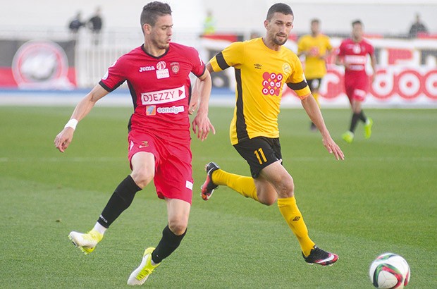 L'USMA s'éloigne de la course au titre